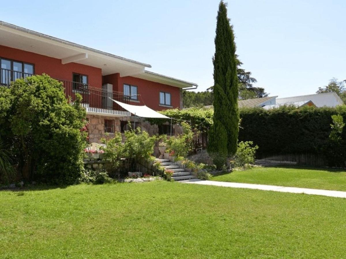 Rural Apartment With Shared Garden Pool And Spa 갈라파가르 외부 사진